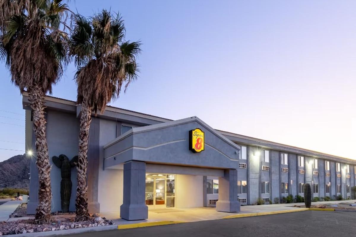 Super 8 By Wyndham Quartzsite Az Hotel Екстериор снимка
