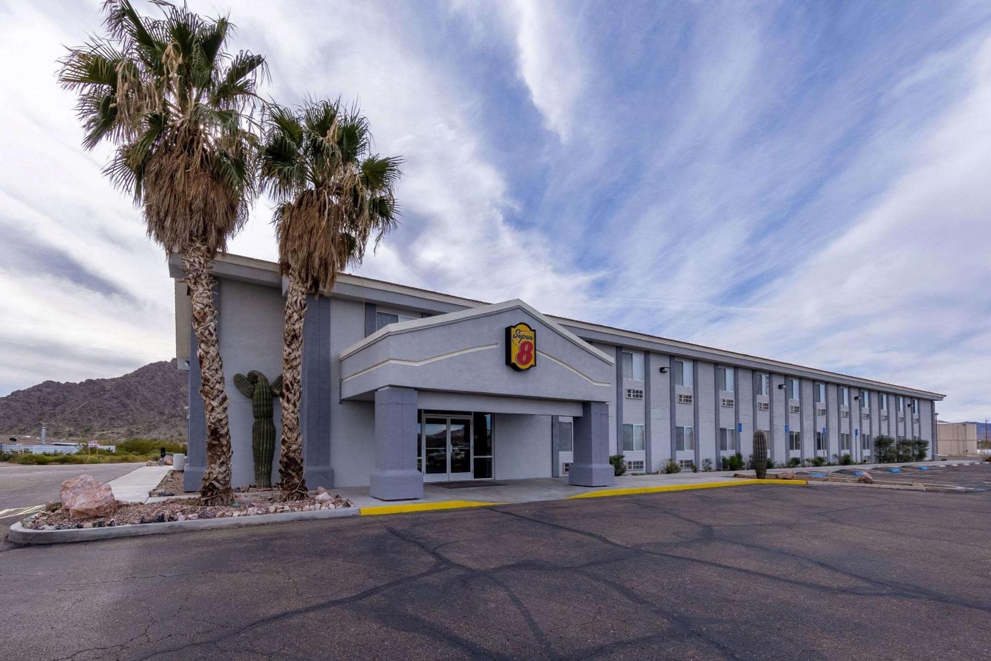 Super 8 By Wyndham Quartzsite Az Hotel Екстериор снимка