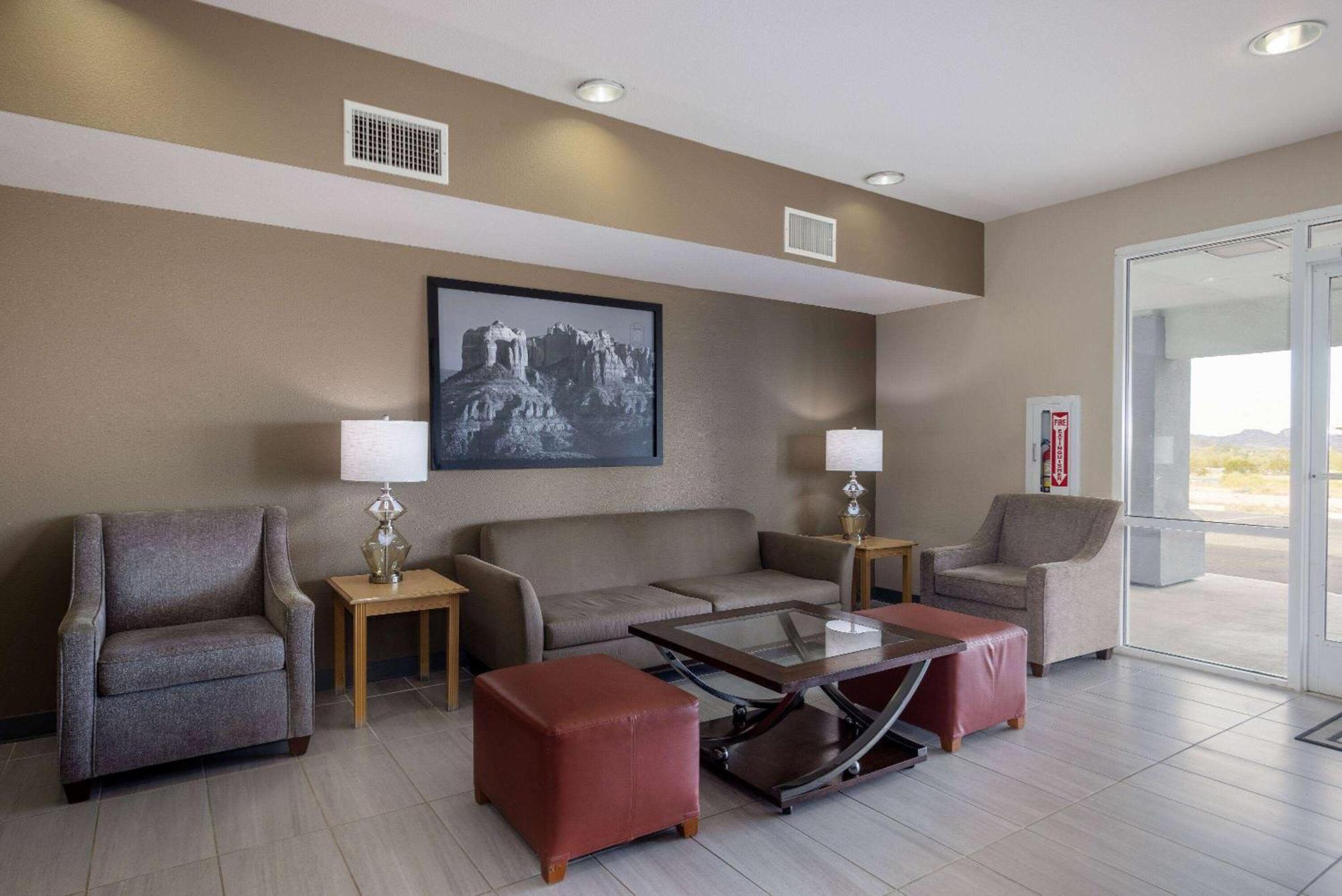 Super 8 By Wyndham Quartzsite Az Hotel Екстериор снимка
